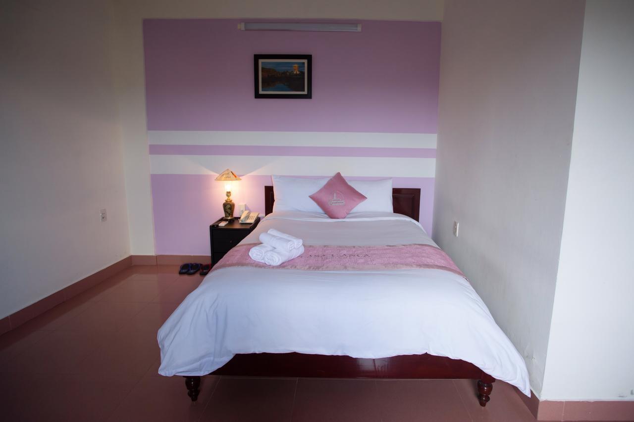 Casablanca Boutique Hotel Huế Kültér fotó